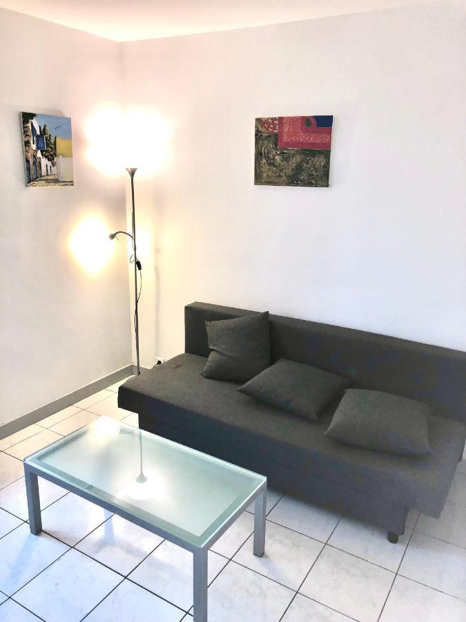 Studio Apartment Near To Paris クレテイユ エクステリア 写真